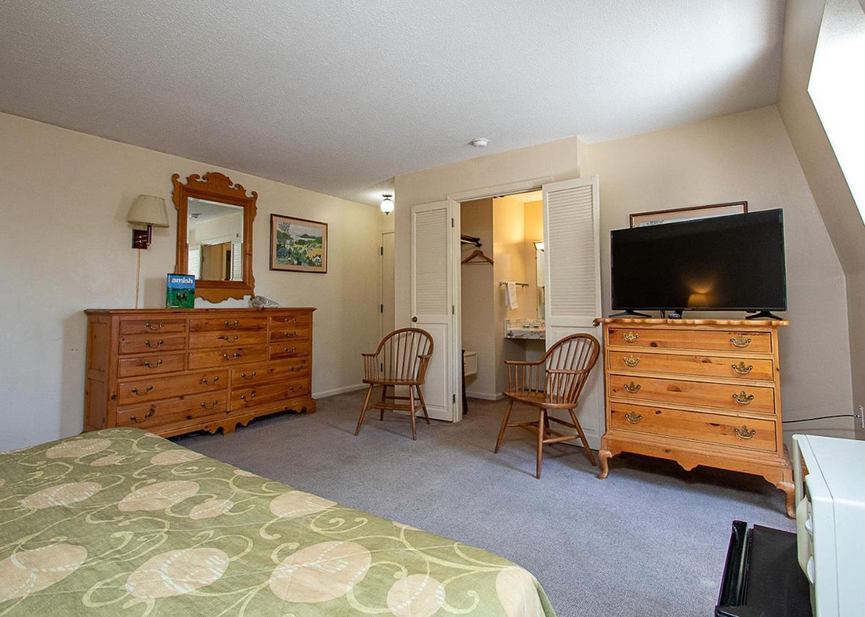Country Squire Inn And Suites Coshocton Εξωτερικό φωτογραφία