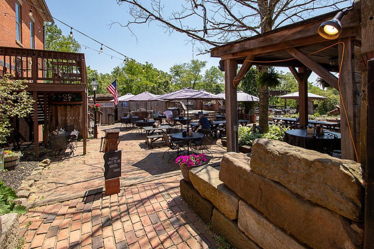 Country Squire Inn And Suites Coshocton Εξωτερικό φωτογραφία